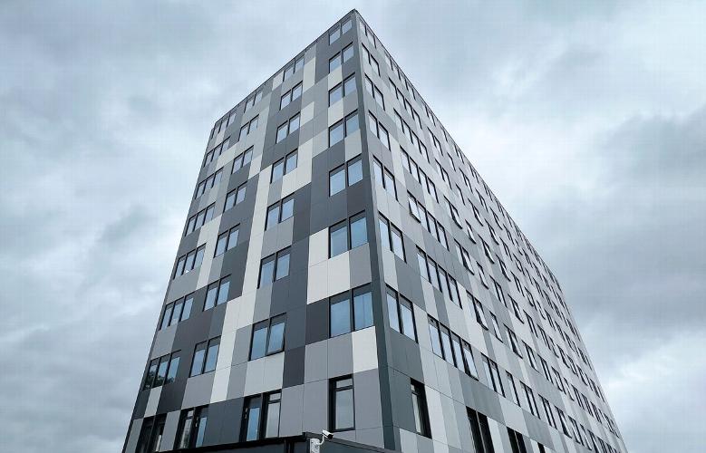42 Appartments consisting of 155 windows Kaizan Building, West Bromwich – Solar Control Window Film Installation
We at Sunshield Window Film Ltd were proud to support the owners of the Kaizan Building, located in West Bromwich, in tackling a significant issue: thermal build-up due to excessive solar heat.
This striking building is hard to miss – clearly visible as you continue up the M5 motorway or exit at Junction 1 (West Bromwich Interchange).
The building's owners have transformed what was once a tired office complex into an exuberant collection of modern apartments. The final piece of the puzzle? Protection from the sun’s powerful UV and infrared heat.
Sunshield took on the challenge and, after testing, confirmed that the building’s glazing was compatible with the application of N1040SCRDF window film. This high-performance film offers 40–50% solar heat rejection, helping to reduce indoor temperatures and improve comfort for occupants.
With its neutral exterior finish, the film is barely noticeable — both from inside the building and from the outside. (So, no need to slow down for a look as you drive by — eyes on the road, safety first! ?)
Despite the building being fully tenanted, our team worked closely with the property owners and, importantly, respectfully with their residents, to complete the project over a smooth five-day period.
Take a look at the images — can you spot the windows mid-installation vs. fully completed?
Thank you for your custom to the owners of the Kaizan Building. (Formerly - intersection House West Bromwich)
Well done on a spectacular job we must say to the https://beyondplc.com/developments/intersection-house

